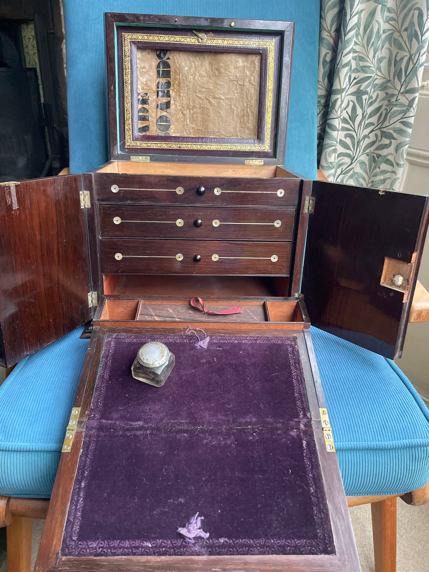 Antique Victorian Rosewood and Mother of Pearl Inlaid Writing Cabinet – Rising Caddy Top with Fitted Interior (c.1870)