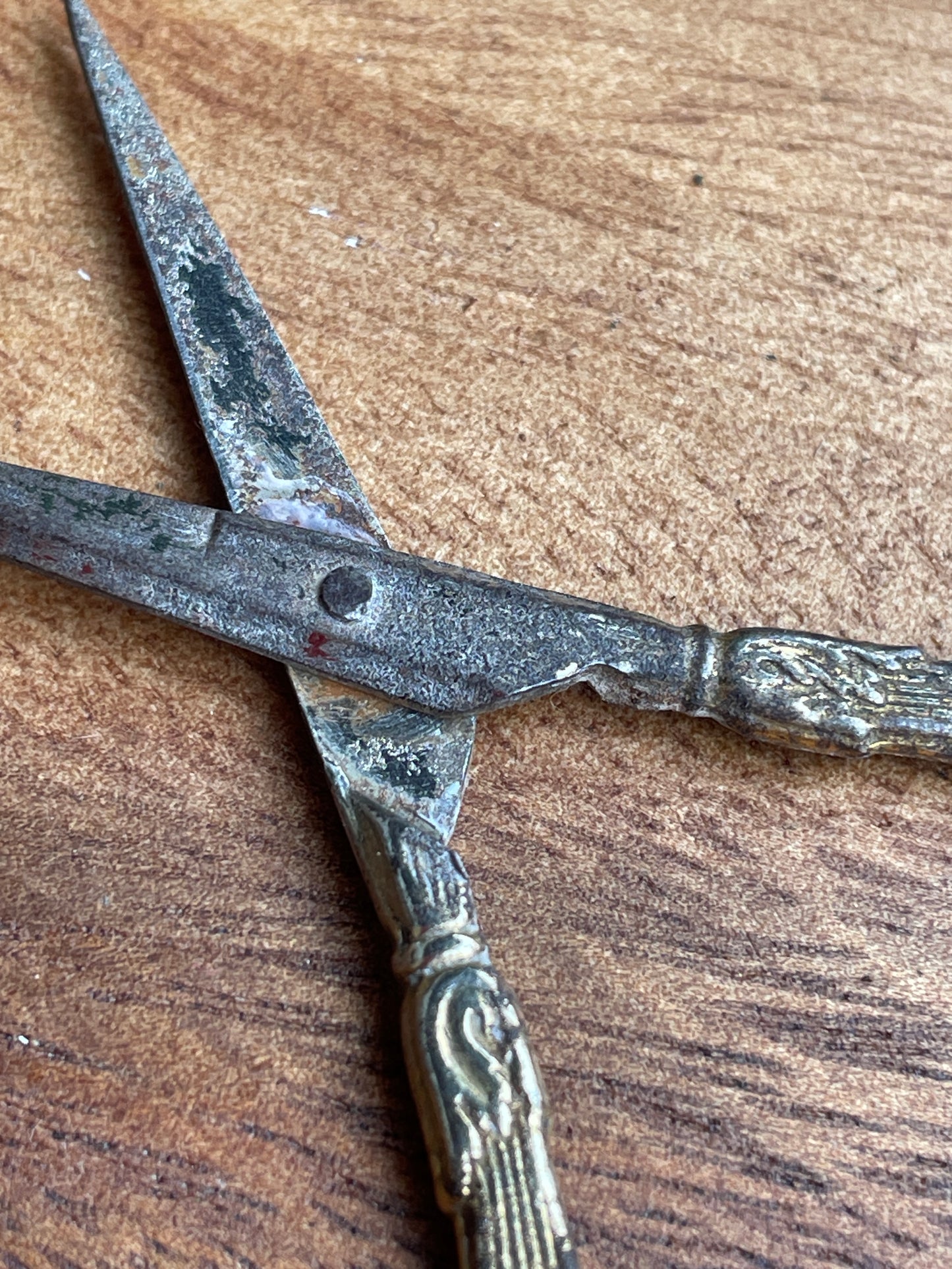 Vintage delicate German scissors 9cm long