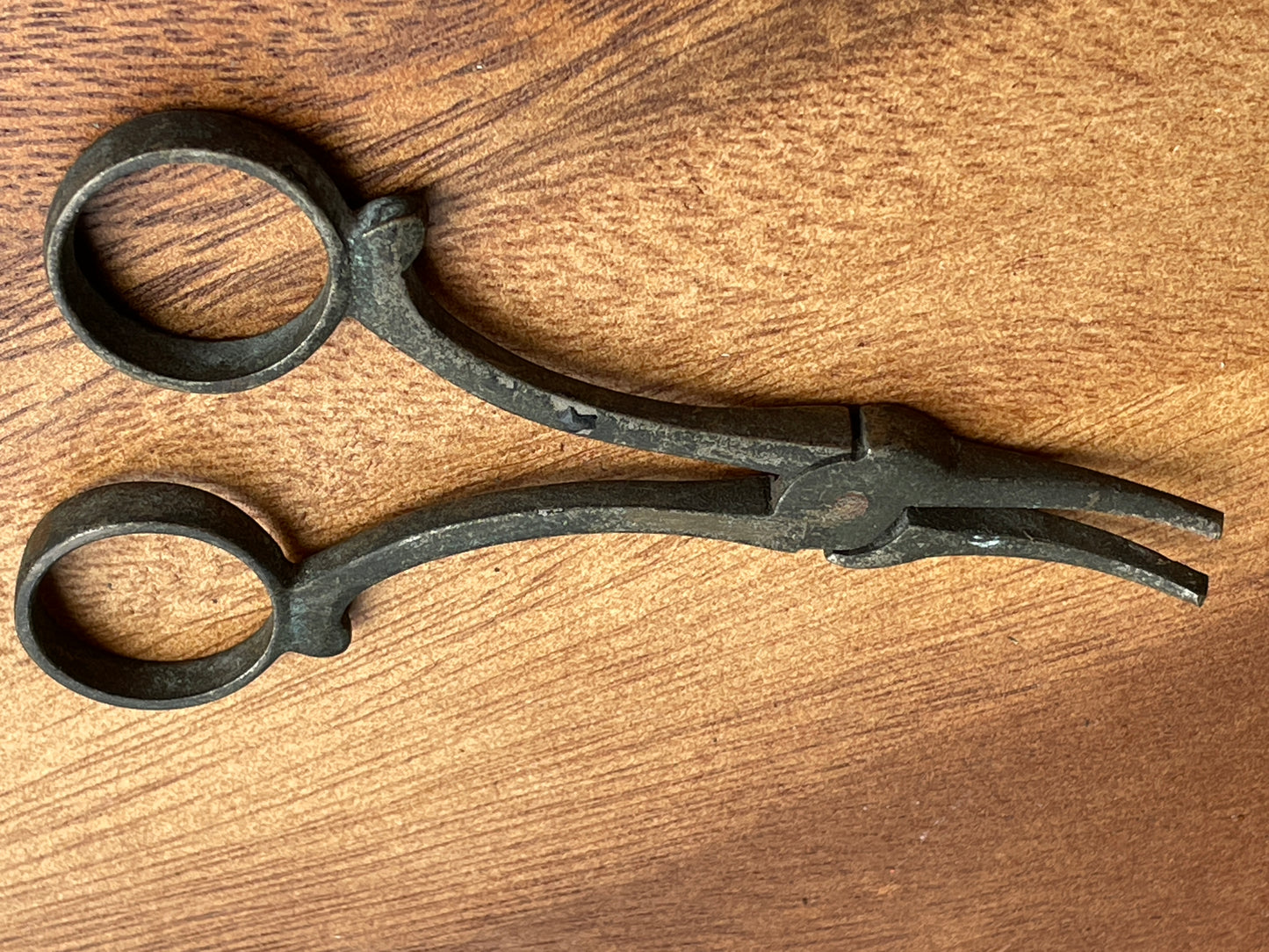 Victorian steel pliers with etched grip 10cm long