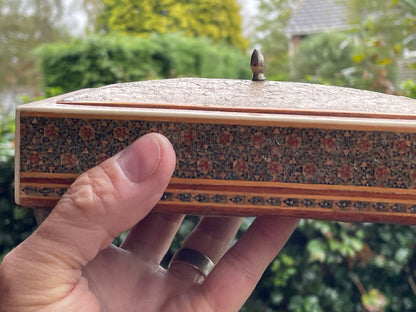 Anglo Indian Sadeli jewellery box 1920's with ruched velvet interior 17cm wide