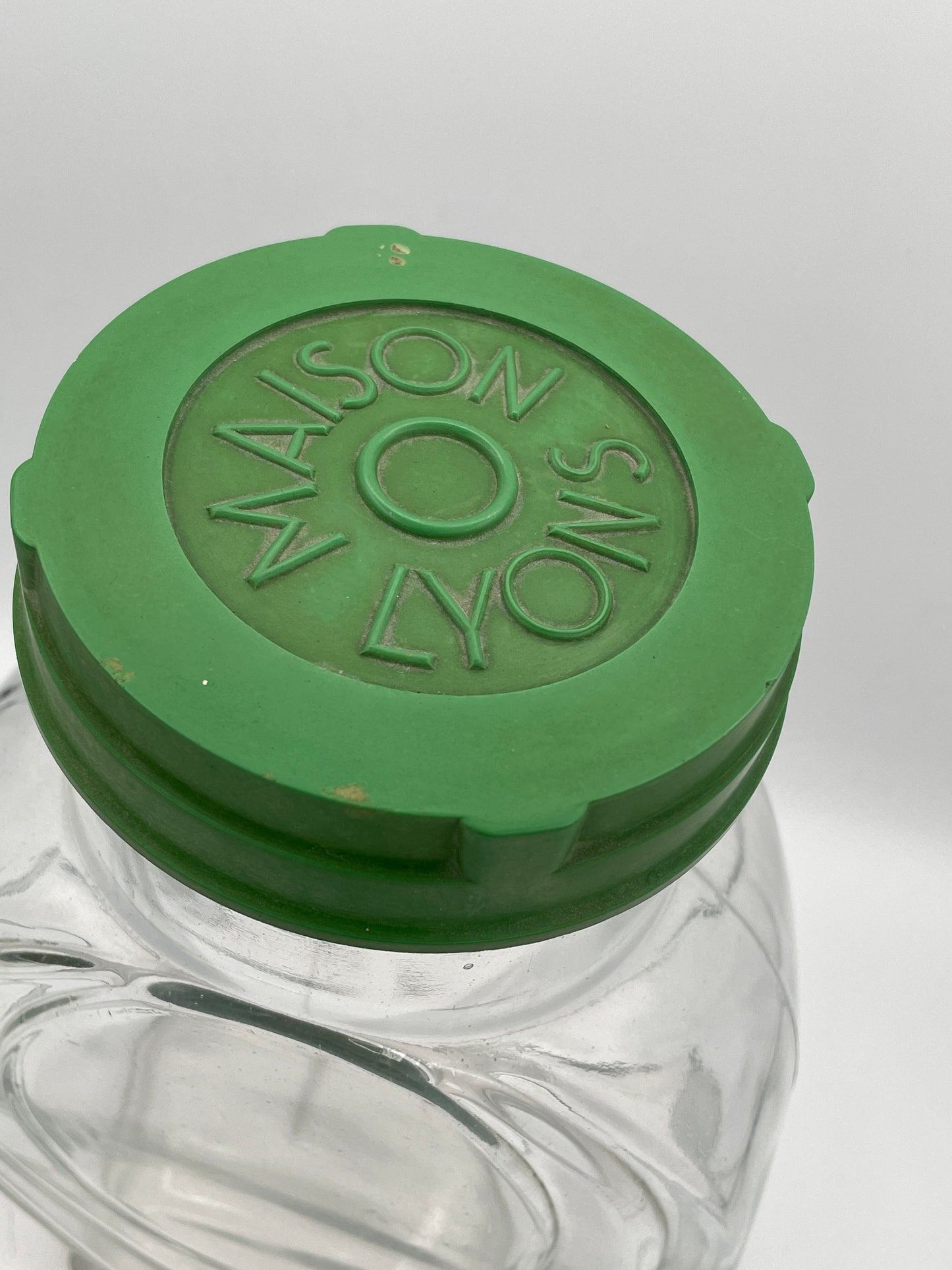 Vintage Glass Storage Jar with Green Bakelite Screw Lid – Lyons Mason