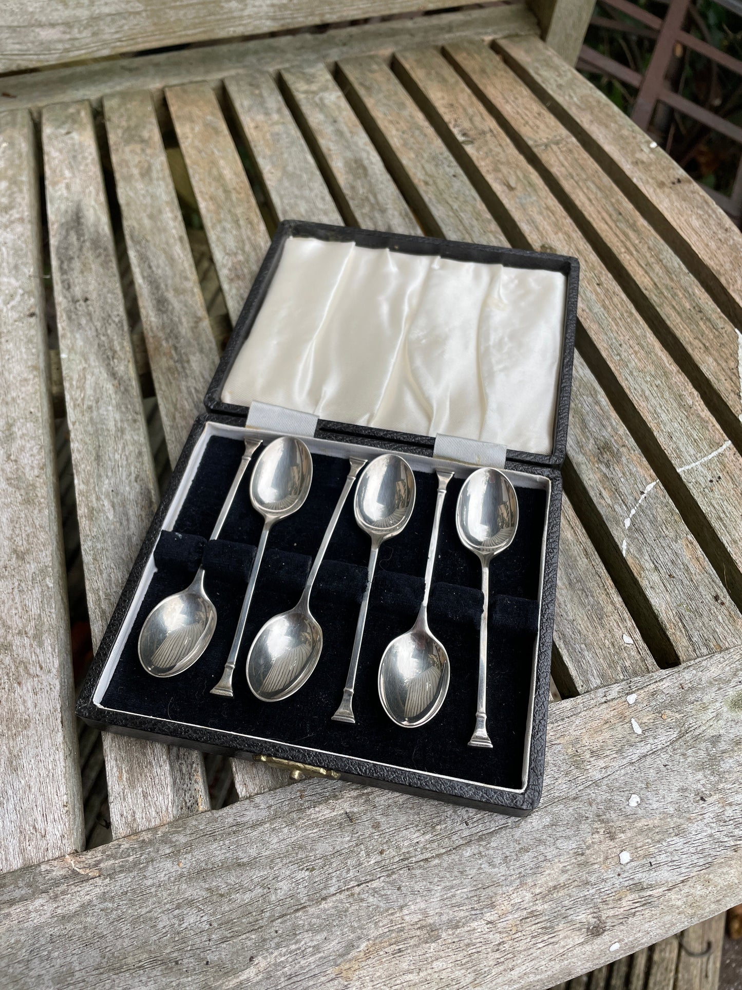 A set of Six English Sterling silver hallmarked teaspoons Cooper Brothers Ltd 1965 Sheffield 55g