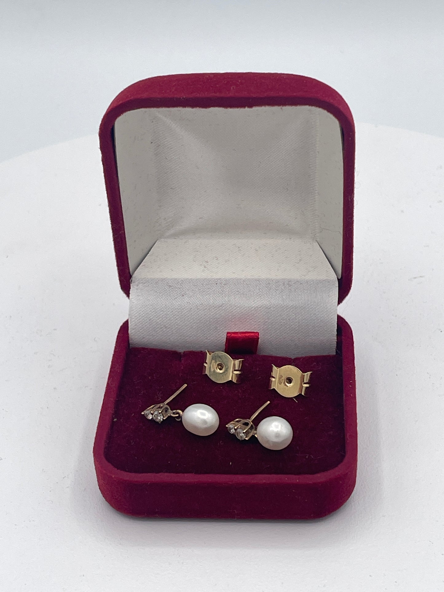 Vintage 18ct Gold Diamond-Tested & Cultured Pearl Drop Earrings c.1970s–1980s
