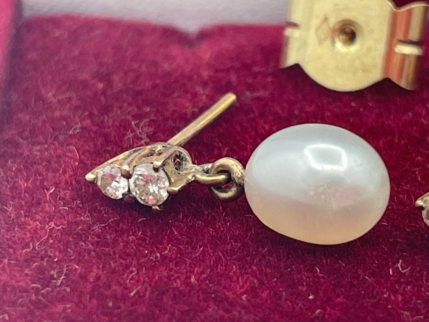 Vintage 18ct Gold Diamond-Tested & Cultured Pearl Drop Earrings c.1970s–1980s