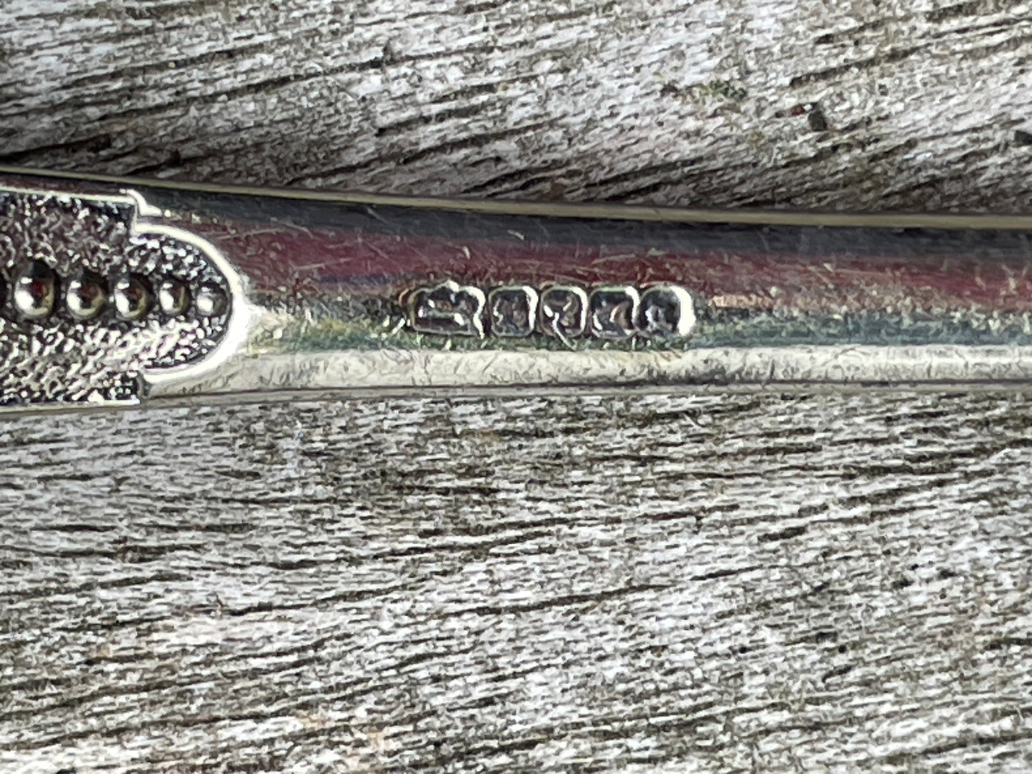 Pair of 925 silver hallmarked berry spoons in original velvet lined case c1910