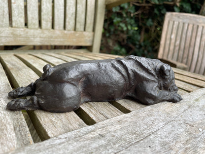 Doris Lindner British recumbent bulldog cast figure 18cm long