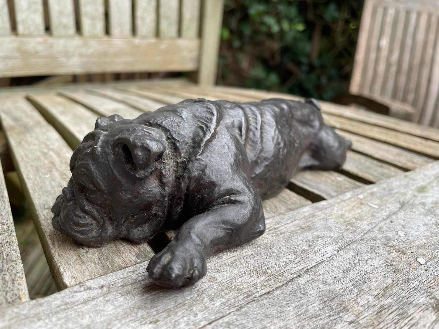 Doris Lindner British recumbent bulldog cast figure 18cm long