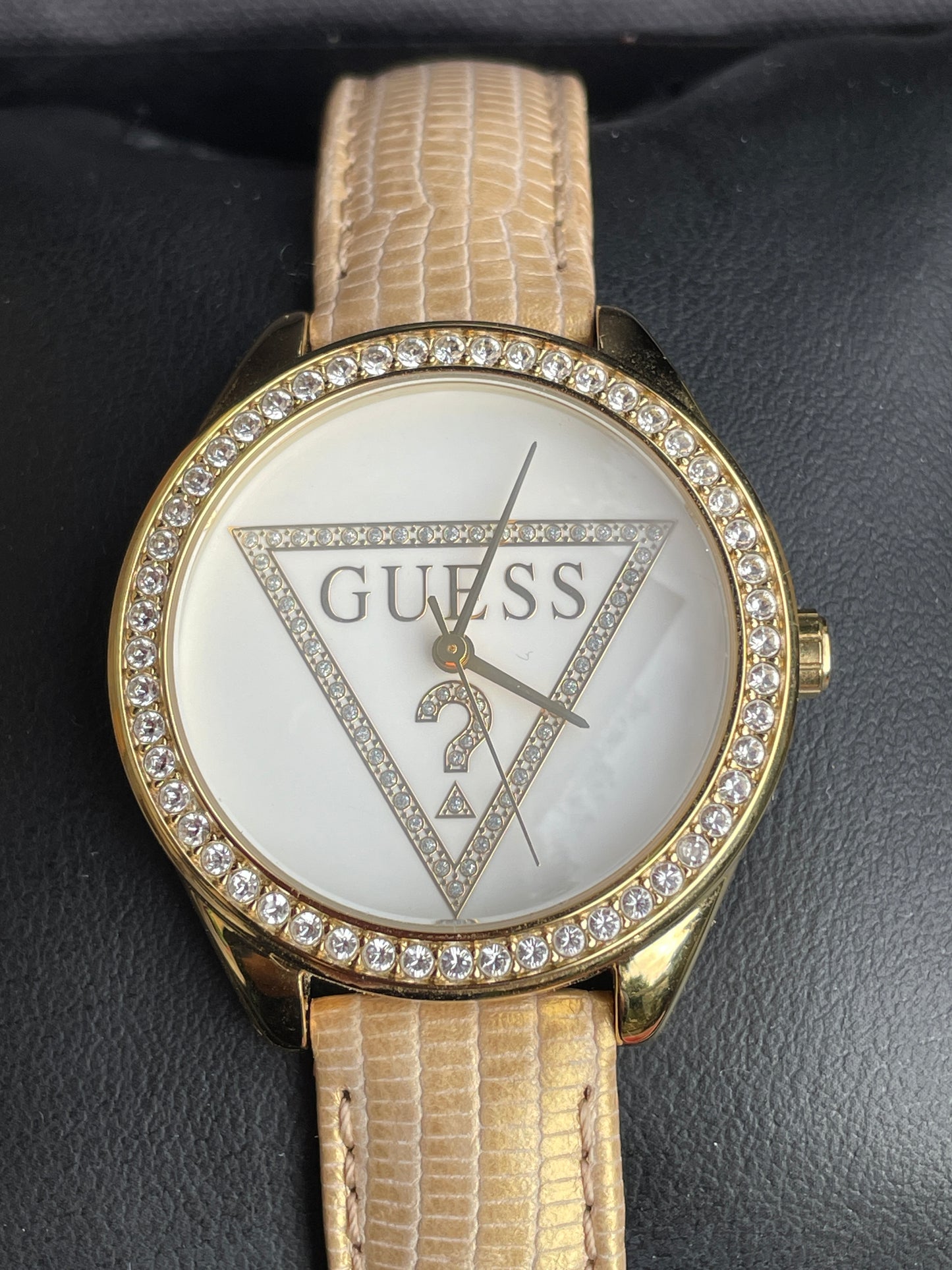 Guess mini triangle quartz white dial gold leather strap ladies dress watch in original box