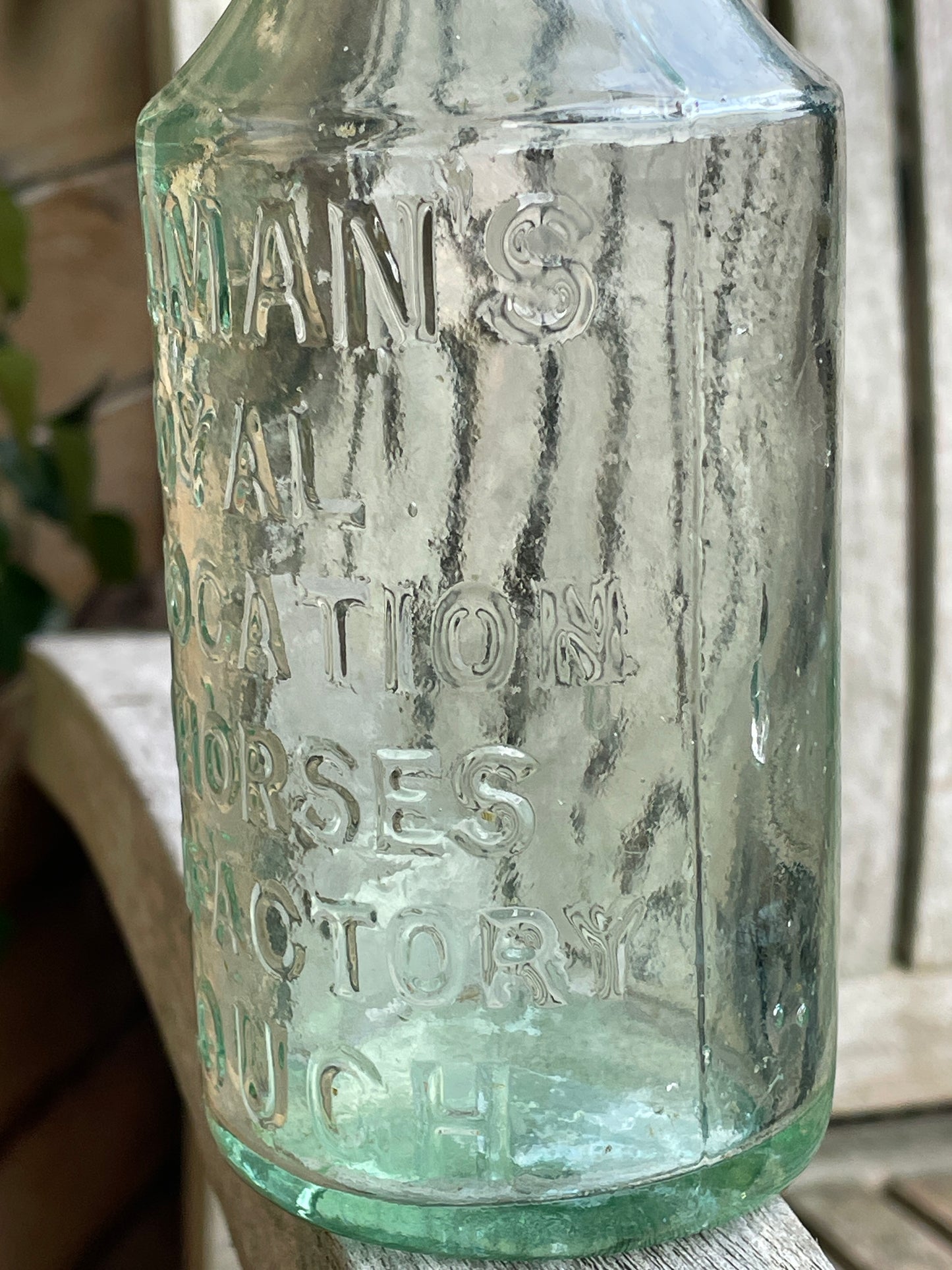 Antique glass bottle Elliman's Royal Embrocation for Horses Manufactory Slough