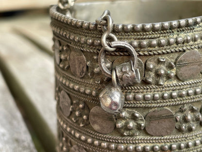 Bedouin white metal bangle cuff bracelet from Yemen