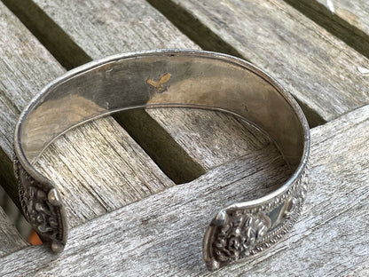 Handcrafted burnished silver ethnic bangle from Northern India 39g