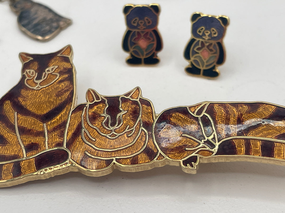 Vintage Fish Enterprises Enamel Cat Jewellery Collection