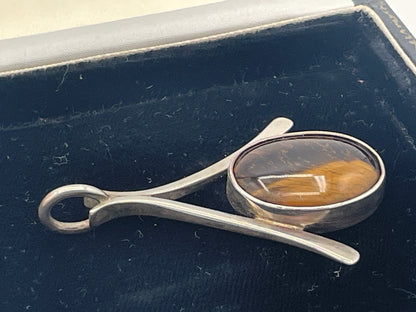 Vintage Sterling Silver Tiger’s-Eye Wishbone Pendant – 15g Boxed