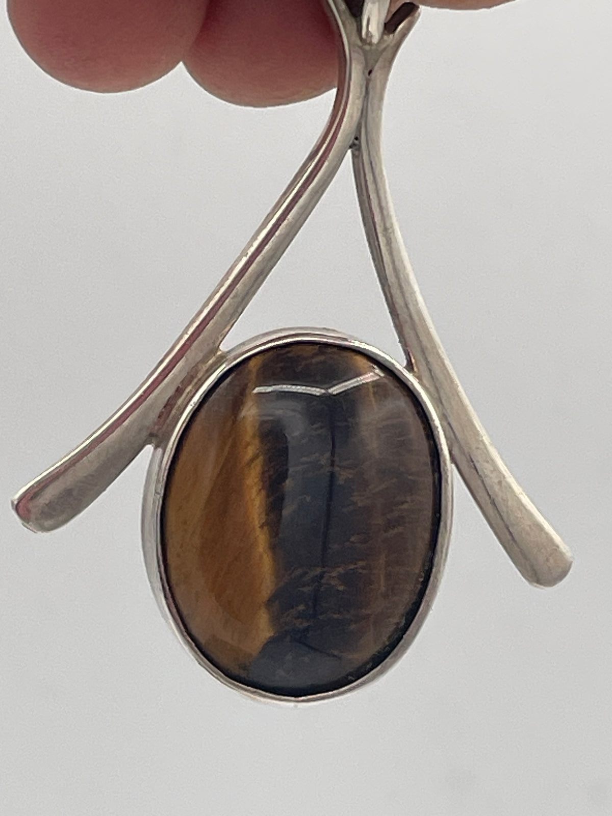 Vintage Sterling Silver Tiger’s-Eye Wishbone Pendant – 15g Boxed