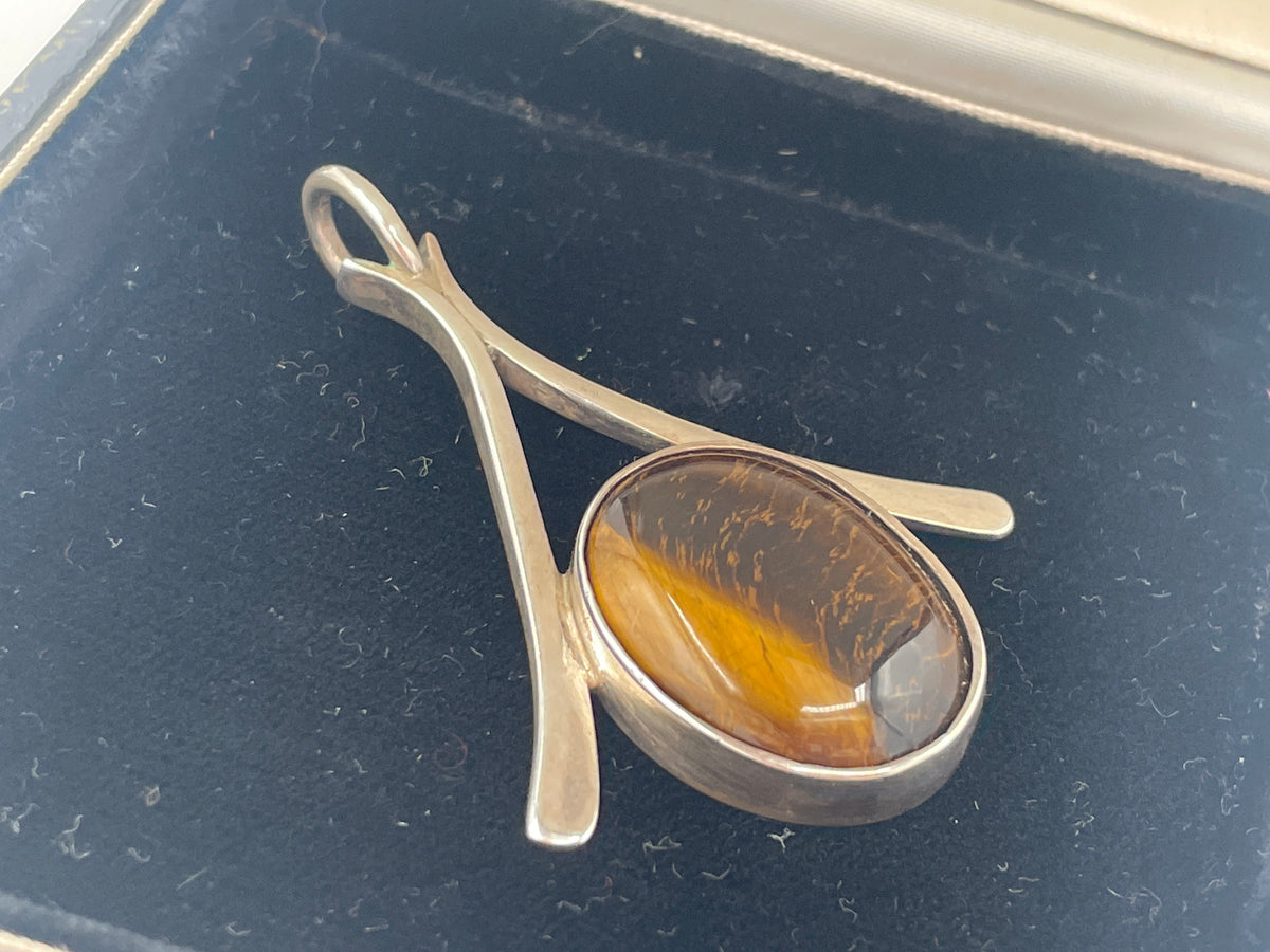 Vintage Sterling Silver Tiger’s-Eye Wishbone Pendant – 15g Boxed