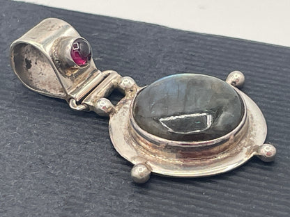 Sterling Silver Labradorite Garnet Articulated Pendant