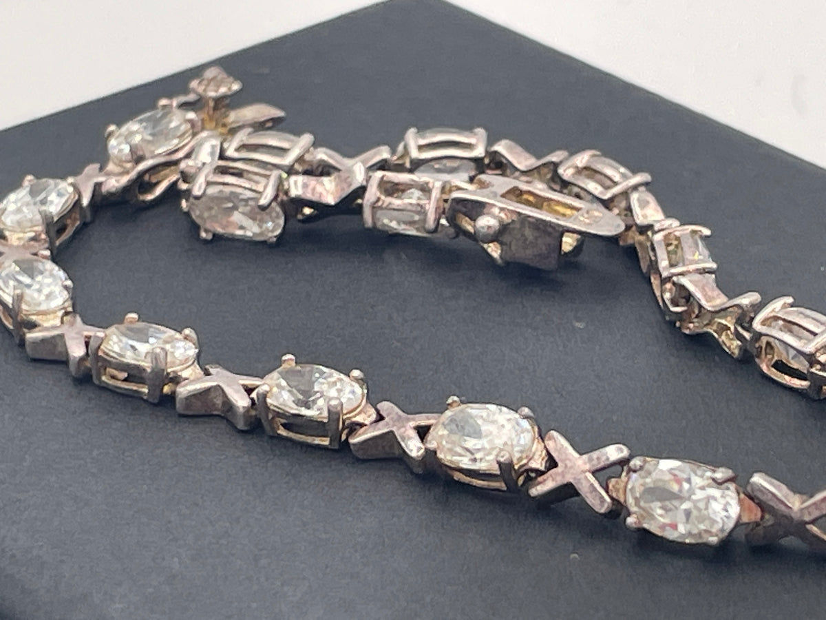 Sterling Silver Oval CZ XO Tennis Bracelet – 19.5cm Boxed