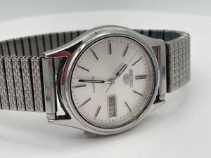 Vintage 1985 Seiko 5 Automatic 7009-3100 Day Date Watch