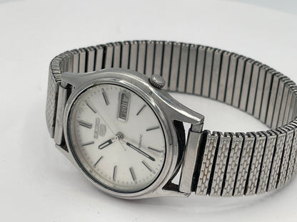 Vintage 1985 Seiko 5 Automatic 7009-3100 Day Date Watch