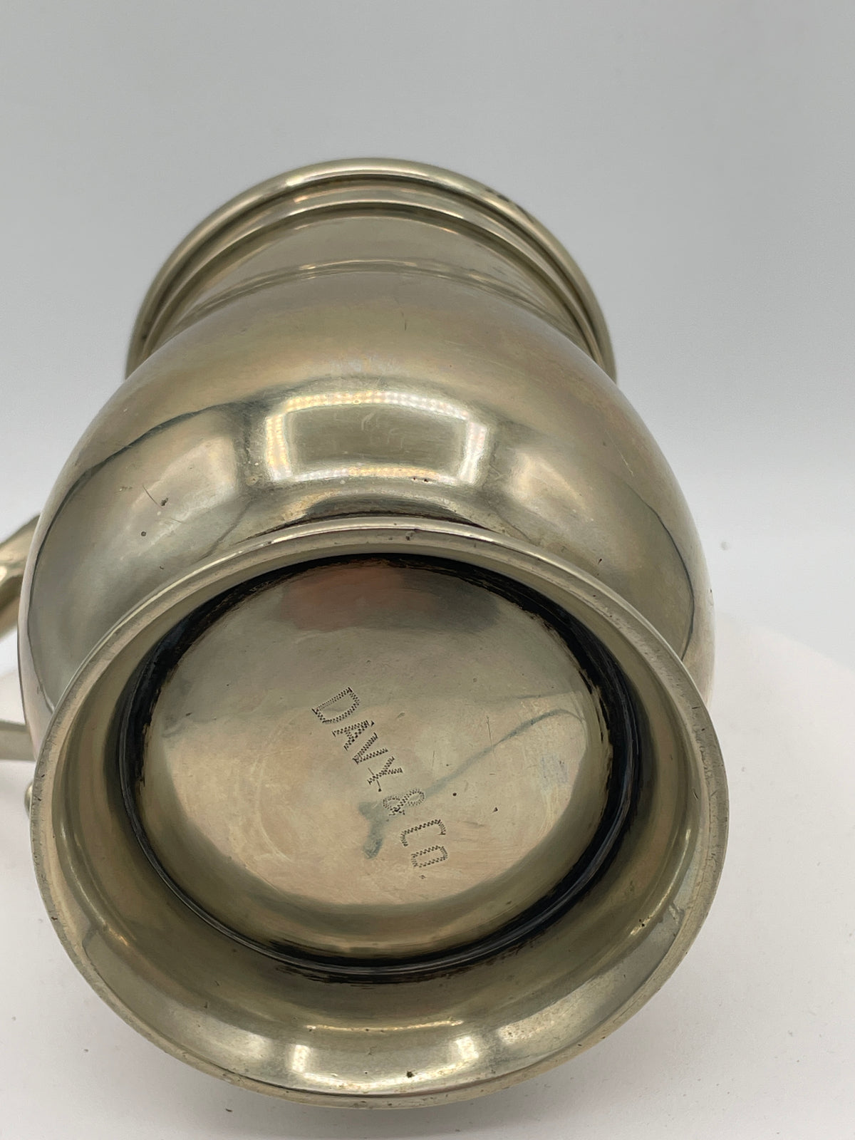 Vintage English Pewter Quart Tankard by G. Davis & Sons London– 1 Quart Capacity
