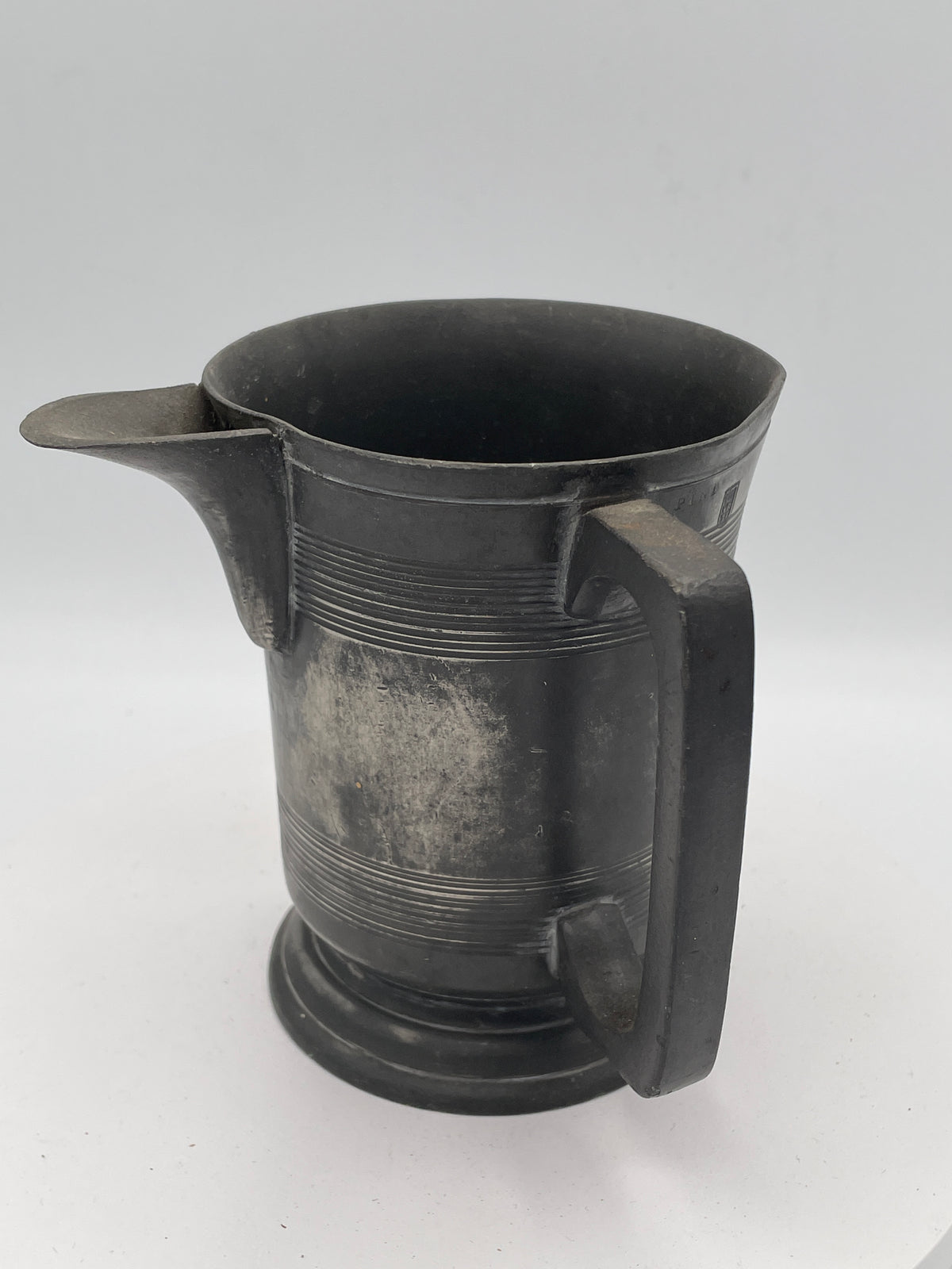 Antique 19th-Century English Pewter Pouring Pint Tankard with Monogram – Circa 1870