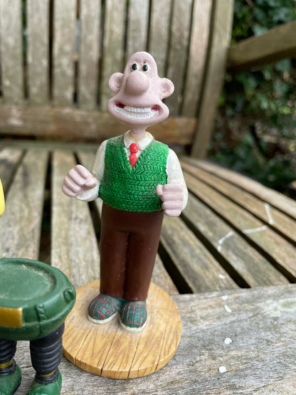 Wallace and Gromit wrong Trousers figurines tallest 11cm c1993