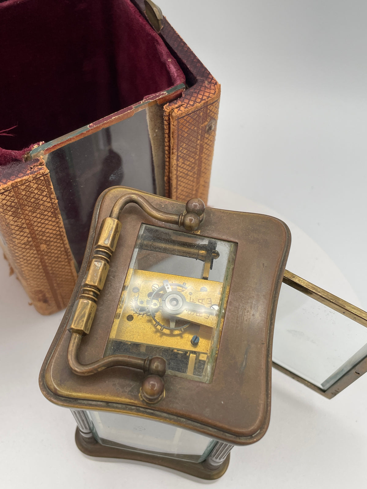 Antique Mappin & Webb Brass Carriage Clock with Original Travel Case and French Movement – Late 19th / Early 20th Century