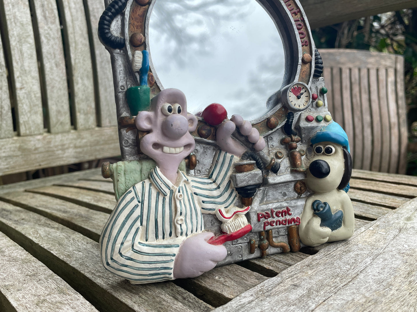 Wallace and Gromit shaving mirror -1989 - 19cm tall