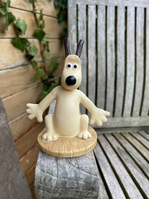 Vintage Gromit of Wallace and Gromit fame figurine 9cm tall