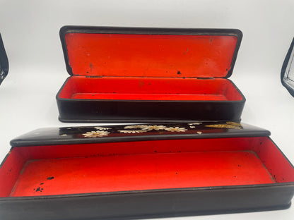 Pair of Antique English Papier-Mâché Glove Boxes – 30cm Hand-Painted Daisy & Butterfly Motifs