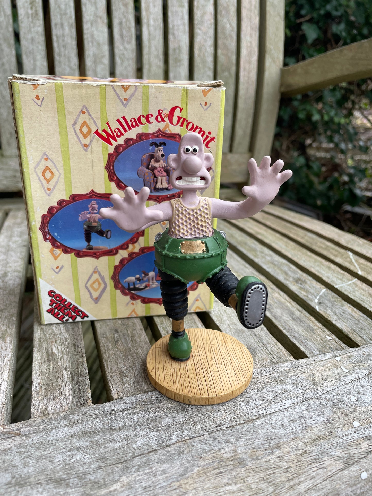 Original Wallace and Gromit Wrong Trousers Wallace figurine 1993 12cm tall