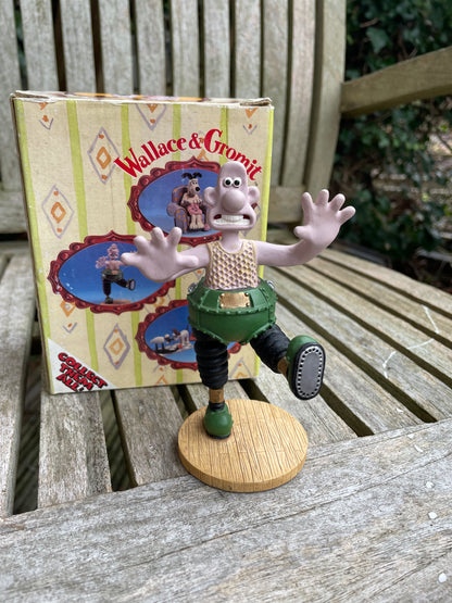 Original Wallace and Gromit Wrong Trousers Wallace figurine 1993 12cm tall