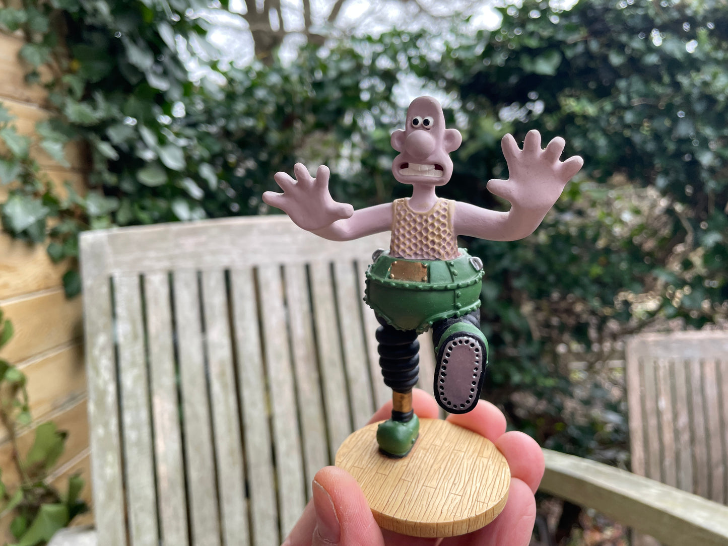 Original Wallace and Gromit Wrong Trousers Wallace figurine 1993 12cm tall