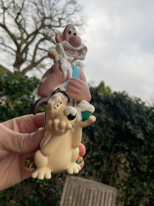 Original Wallace and Gromit 90's bathroom figurines - Wallace 17cm tall