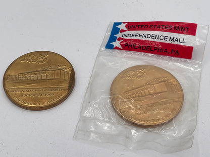 Pair of Vintage 1969 US Mint Philadelphia Opening Commemorative Bronze Medals in Original Packaging