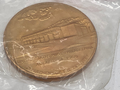 Pair of Vintage 1969 US Mint Philadelphia Opening Commemorative Bronze Medals in Original Packaging