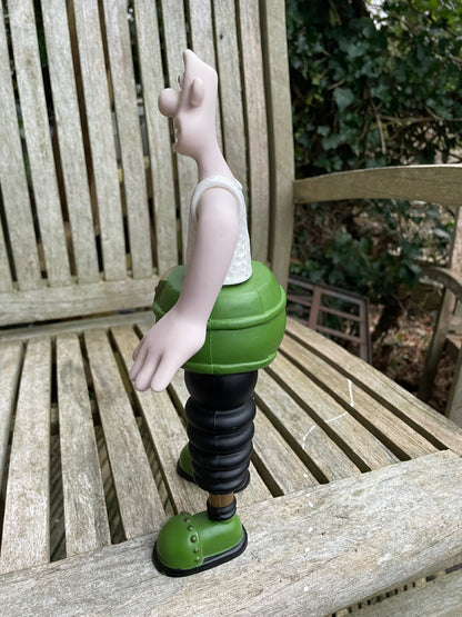 Wallace and Gromit -Large Wallace figure 1993 from The Wrong Trousers Film 28cm tall