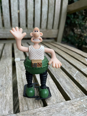 Wallace and Gromit - Wallace wind up Wrong Trousers Wallace 10cm tall