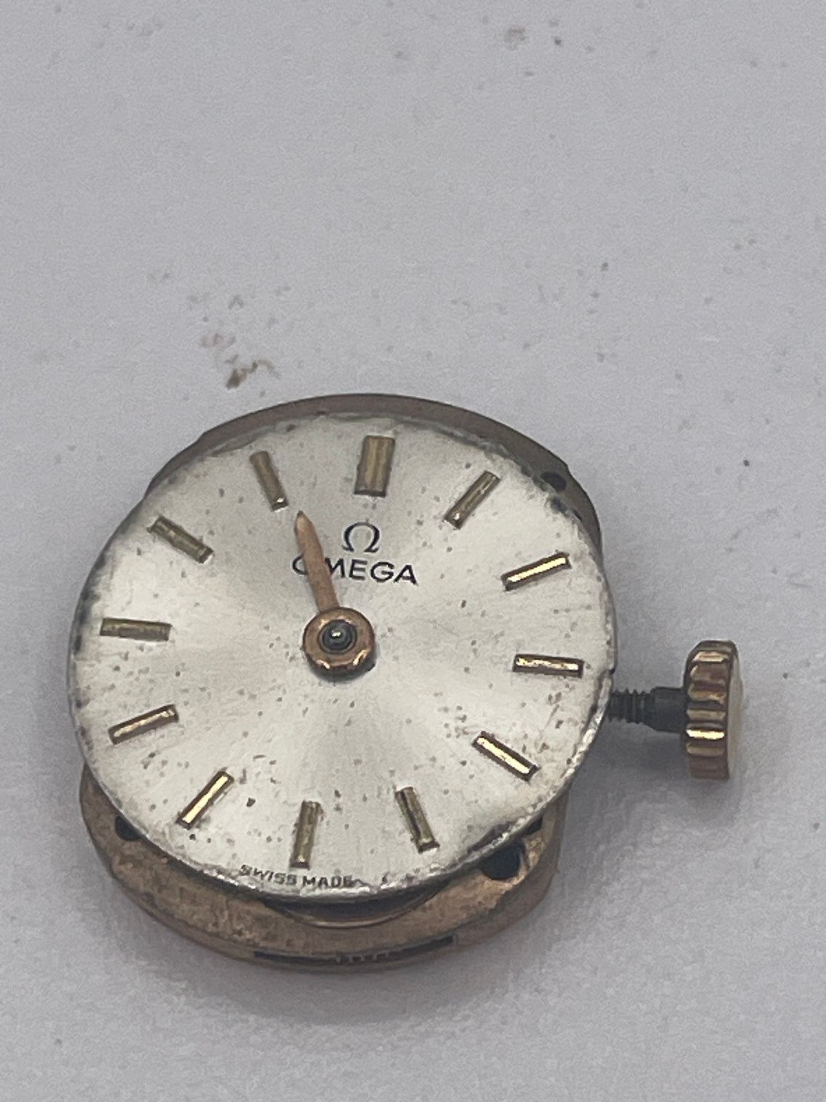 Vintage Ladies Omega 17-Jewel Caliber 242 Mechanical Watch Movement – 18mm Working Restoration Part (c. 1960)