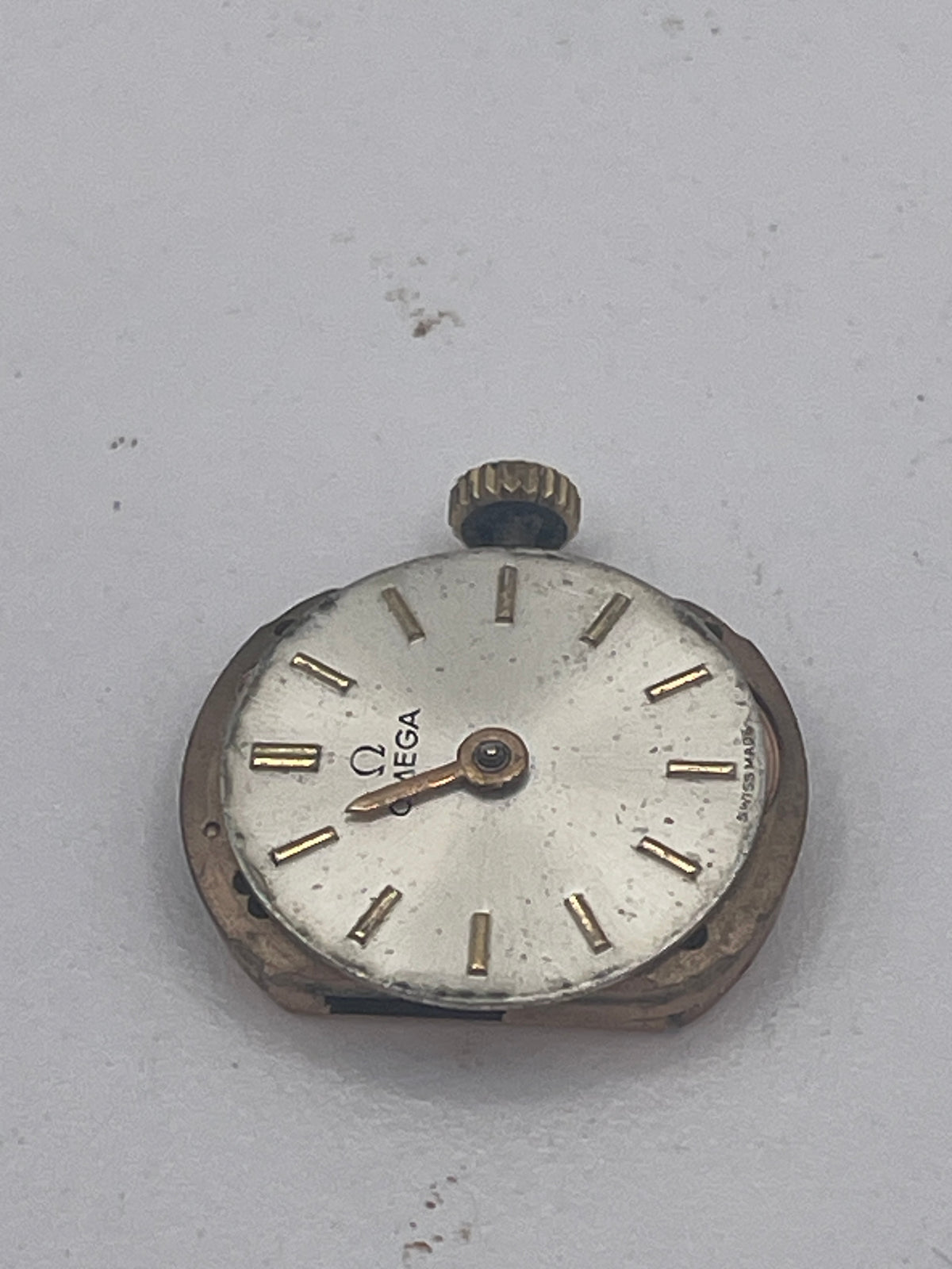 Vintage Ladies Omega 17-Jewel Caliber 242 Mechanical Watch Movement – 18mm Working Restoration Part (c. 1960)