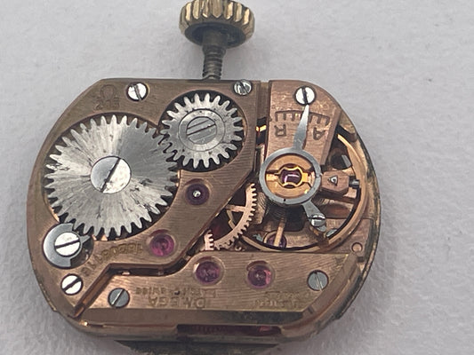 Vintage Ladies Omega 17-Jewel Caliber 242 Mechanical Watch Movement – 18mm Working Restoration Part (c. 1960)