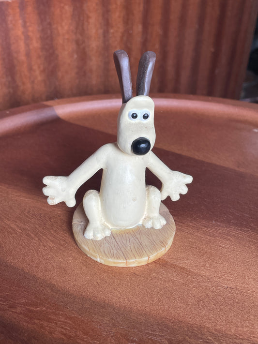 Vintage Gromit of Wallace and Gromit fame figurine 9cm tall