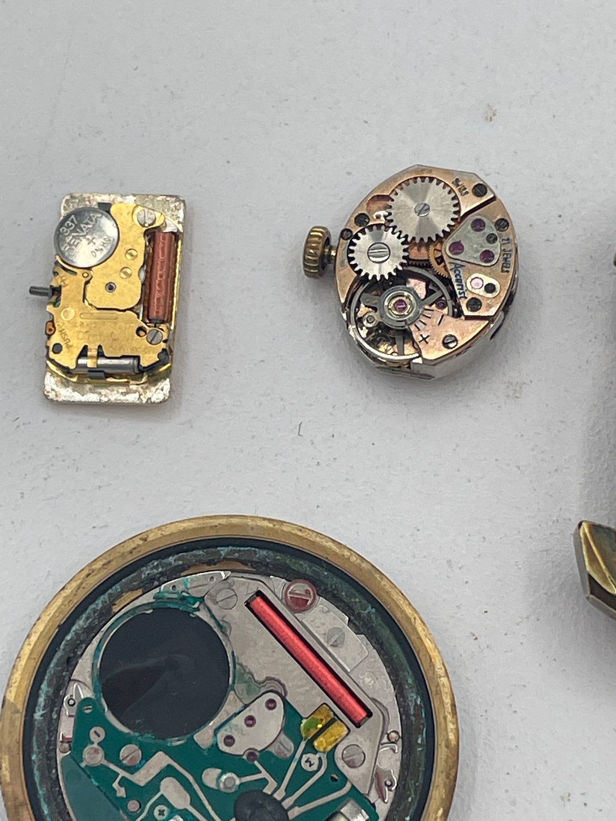 Vintage Mixed Lot of Swiss Watch Movements & Watch Heads: Rotary, Accurist, Mechanical & Quartz Spare Parts