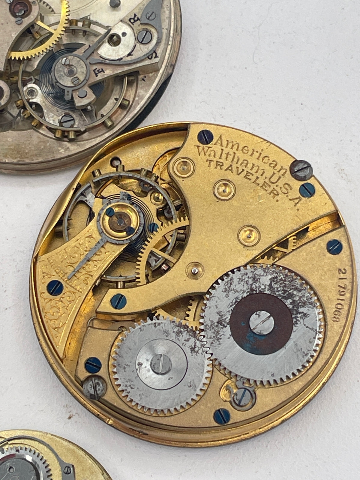 Vintage Mixed Lot of Pocket Watch Movements & Watch Heads: American Waltham Mass, Traveler & Henderson's Dundee Spare Parts