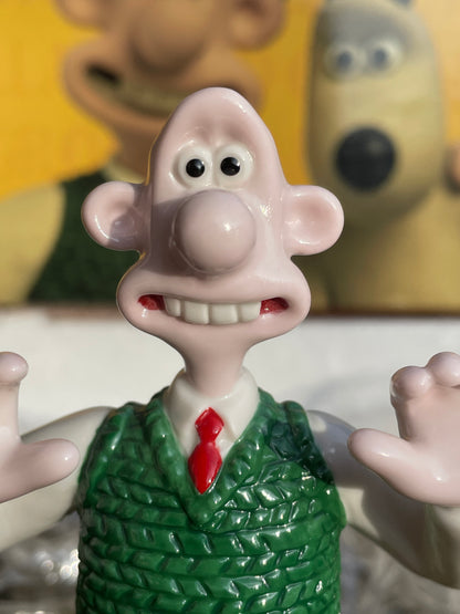 Wallace and Gromit - Wallace Coalport figurine boxed 14.5cm tall