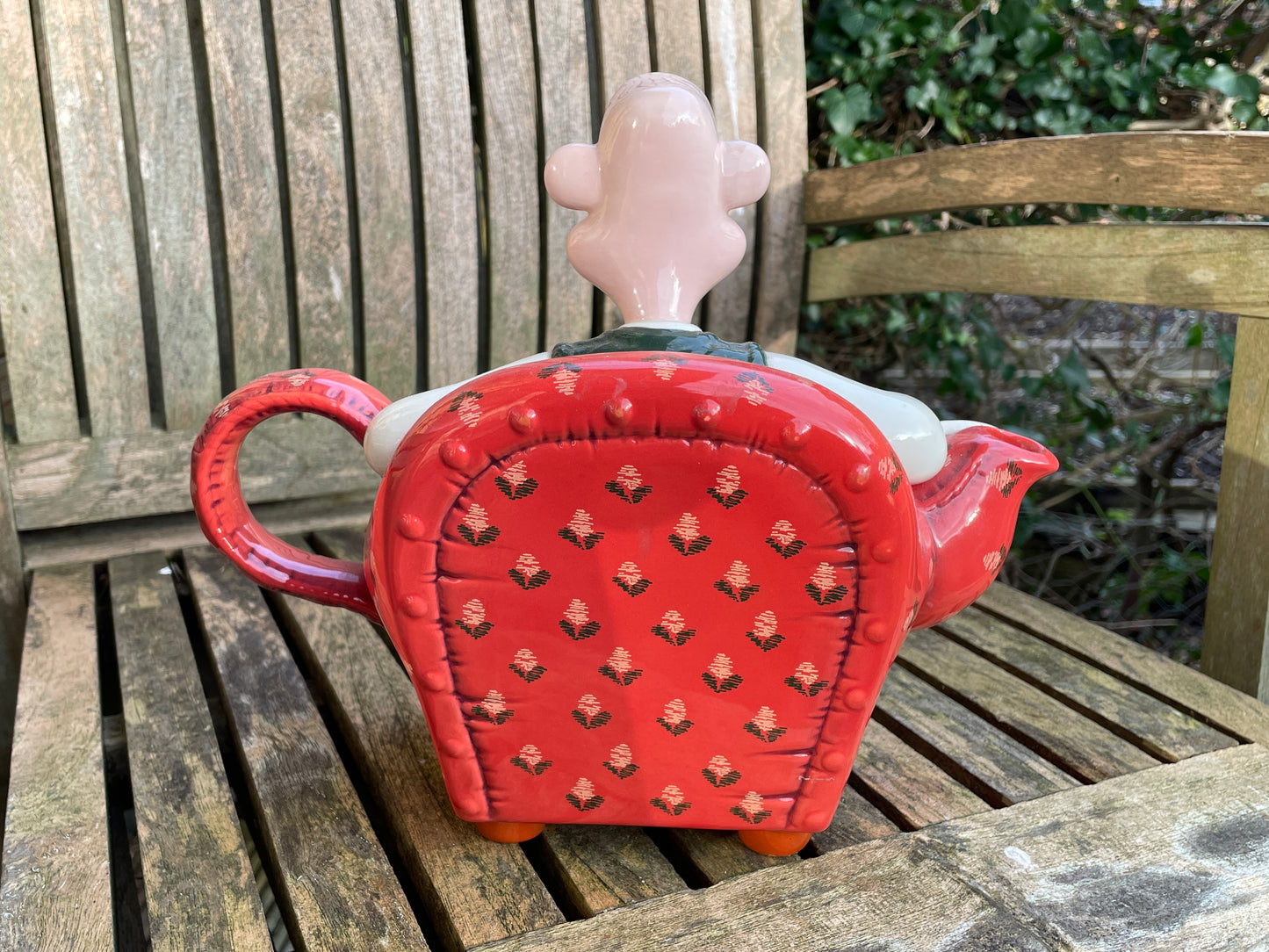 Wallace and Gromit Paul Cardew original teapot design A6485 from 2005