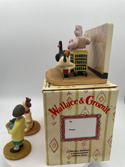 Wallace & Gromit The Wrong Trousers Train Chase Boxed Scene & Figures x3 Set