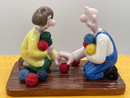 Coalport Wallace & Gromit "Woolshop Encounter" First Edition Porcelain Figurine | Boxed Set
