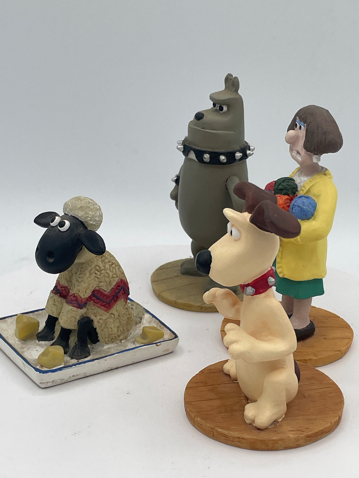 Wallace & Gromit A Close Shave Figurine Set x4 | Wendolene, Preston, Gromit & Shaun