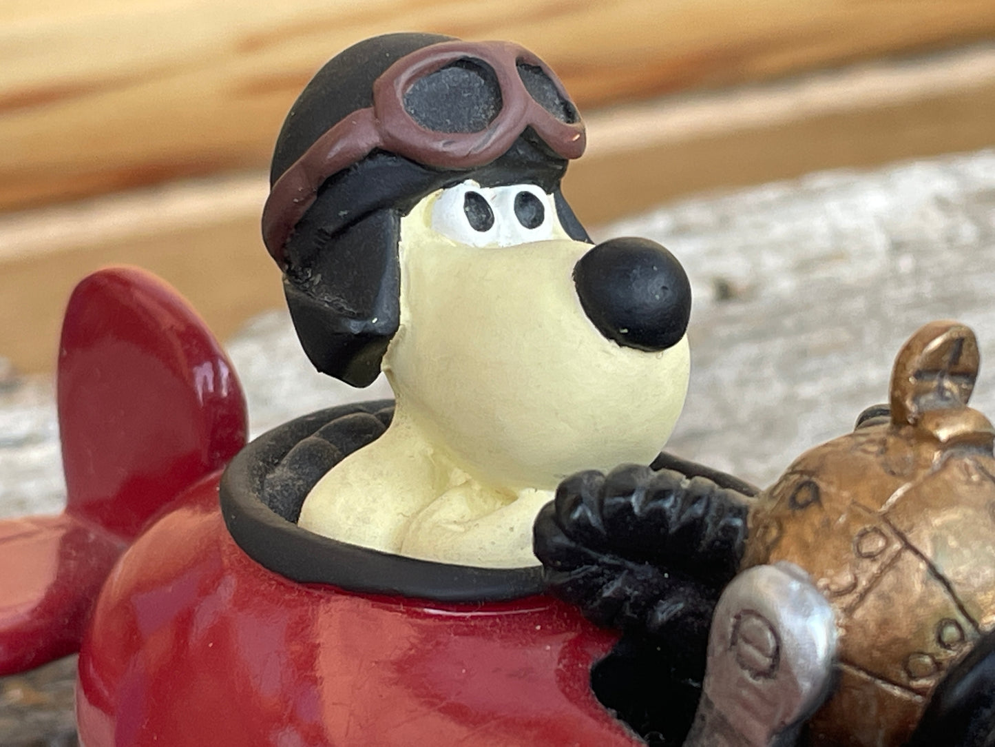 Gromit ornament from Wallace and Gromit in the film A Close Shave